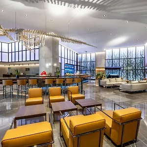 5* Hotel Pullman Axis Towers